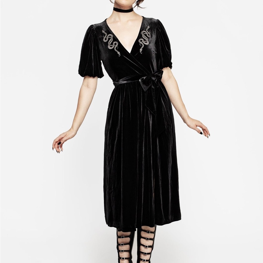 Disturbia Black Velvet Midi Dress